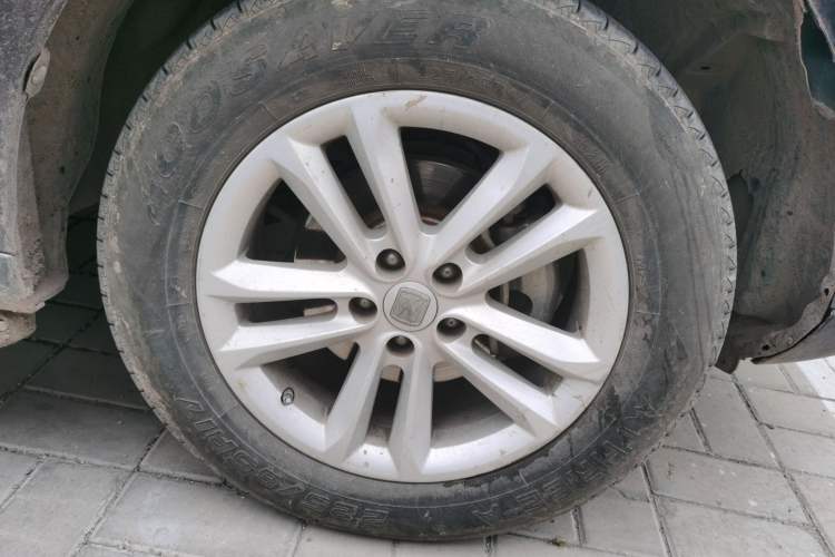 Used Zotye T600 2014 1.5T Manual Elite Edition Right Front Wheel Hub
