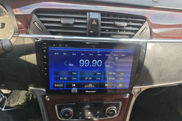 Used Zotye T600 2014 1.5T Manual Elite Edition Audio And AC Panel
