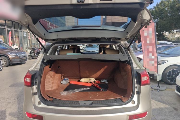 Used Zotye T600 2014 1.5T Manual Elite Edition Trunk