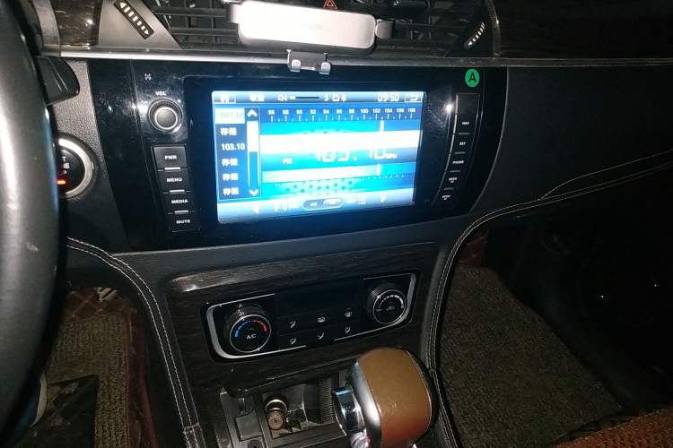 Used Zotye T600 2014 2.0T DCT Luxury Version Audio And AC Panel