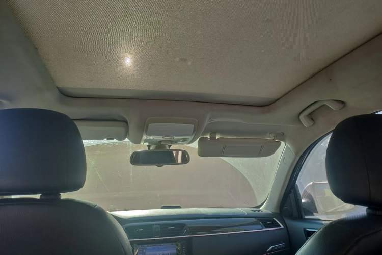 Used Zotye T600 2014 1.5T Manual Luxury Model Headliner