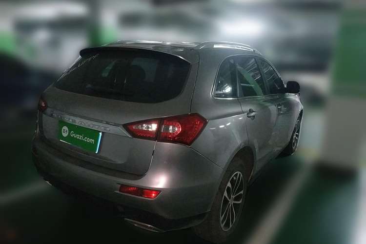 Used Zotye T600 2014 2.0T DCT Luxury Version Rear Right 45 Deg