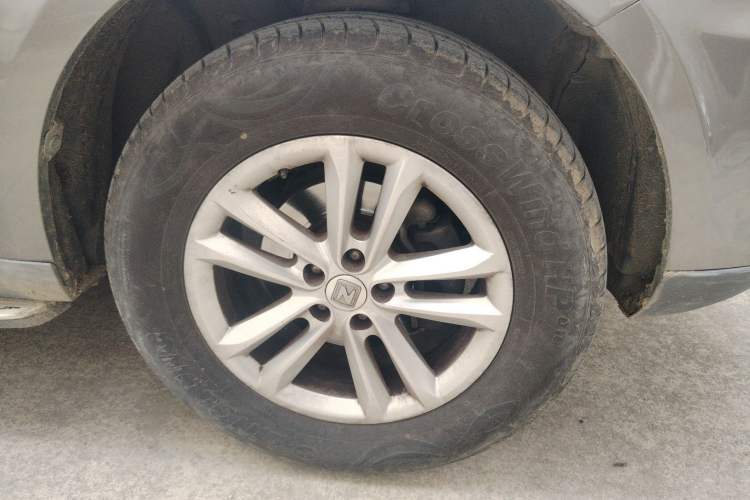 Used Zotye T600 2014 1.5T Manual Elite Edition Right Front Wheel Hub