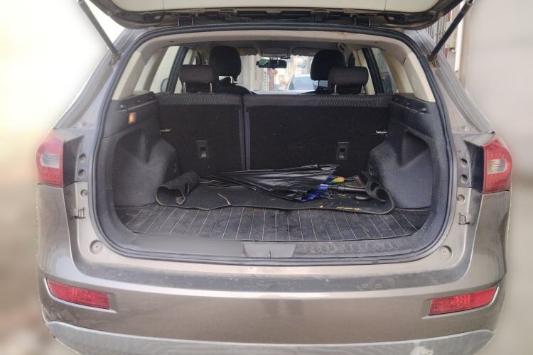 Used Zotye T600 2014 1.5T Manual Elite Edition Trunk