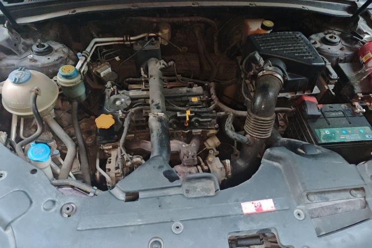 Used Zotye T600 2014 1.5T Manual Luxury Model Engine Bay
