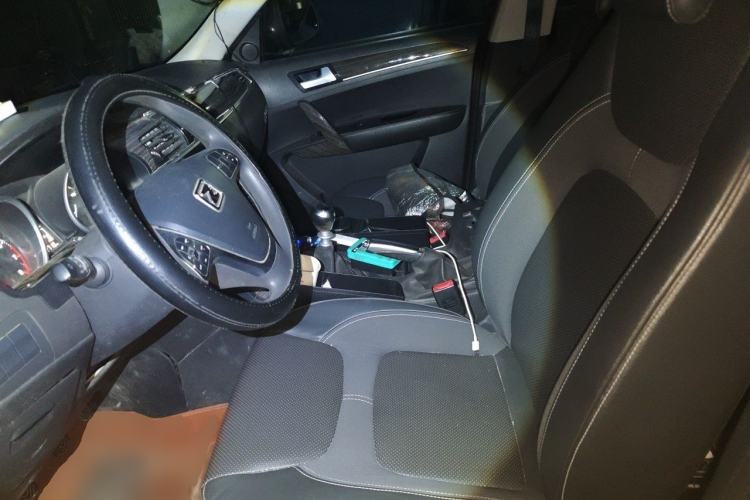 Used Zotye T600 2014 1.5T Manual Luxury Model Left Front Seat