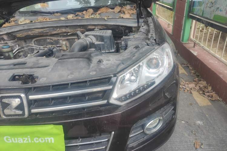 Used Zotye T600 2014 1.5T Manual Luxury Model Engine Bay Left