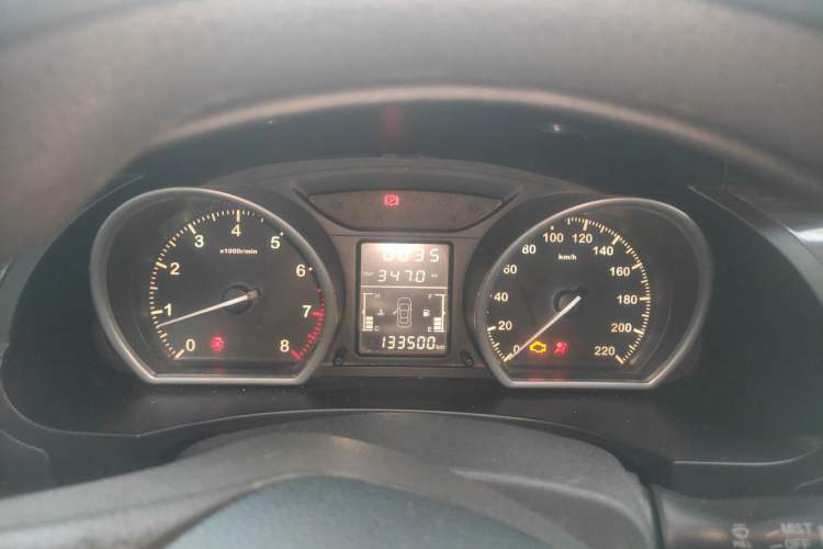 Used Zotye T600 2014 1.5T Manual Luxury Model Instrument Cluster