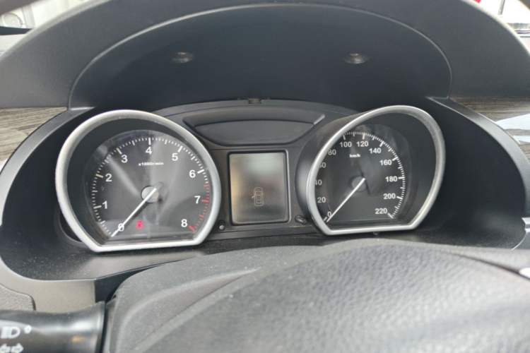 Used Zotye T600 2014 1.5T Manual Flagship Version Instrument Cluster