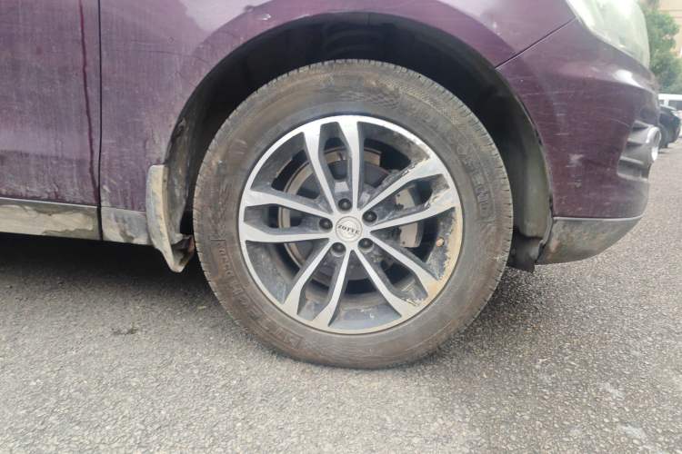 Used Zotye T600 2014 2.0T DCT Luxury Version Right Front Wheel Hub
