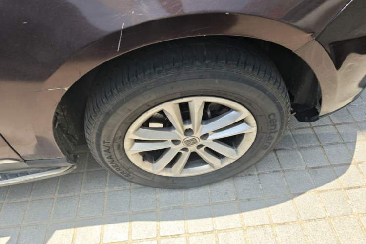 Used Zotye T600 2014 1.5T Manual Flagship Version Right Front Wheel Hub