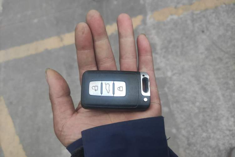 Used Zotye T600 2014 1.5T Manual Luxury Model Vehicle Key