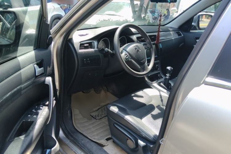 Used Zotye T600 2014 1.5T Manual Luxury Model Driver Seat