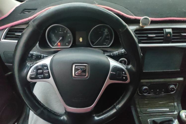 Used Zotye T600 2014 1.5T Manual Luxury Model Interior 1