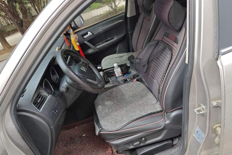Used Zotye T600 2014 1.5T Manual Elite Edition Left Front Seat