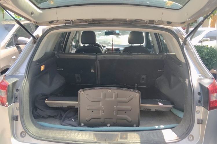 Used Zotye T600 2014 1.5T Manual Luxury Model Trunk