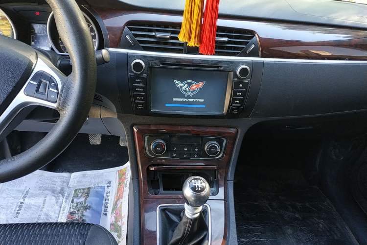 Used Zotye T600 2014 1.5T Manual Elite Edition Audio And AC Panel