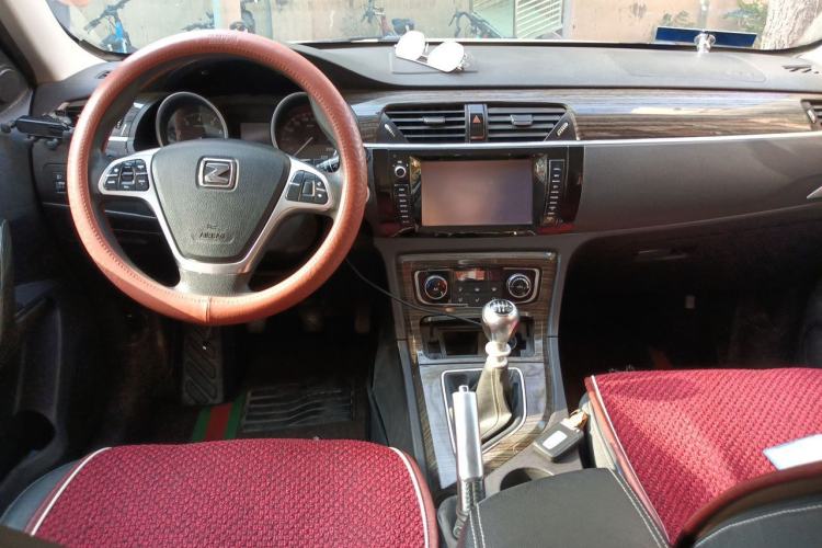 Used Zotye T600 2014 1.5T Manual Elite Edition Center Console