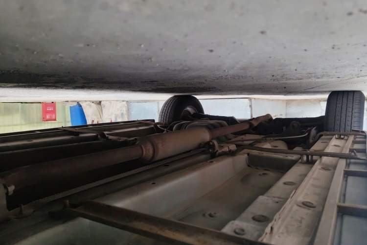 Used Zotye T600 2014 1.5T Manual Luxury Model Chassis Front Right
