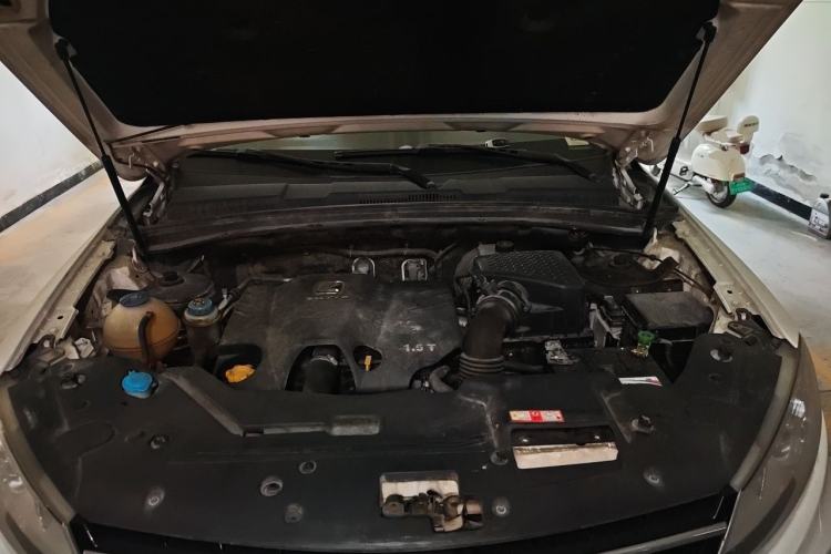 Used Zotye T600 2014 1.5T Manual Luxury Model Engine Bay