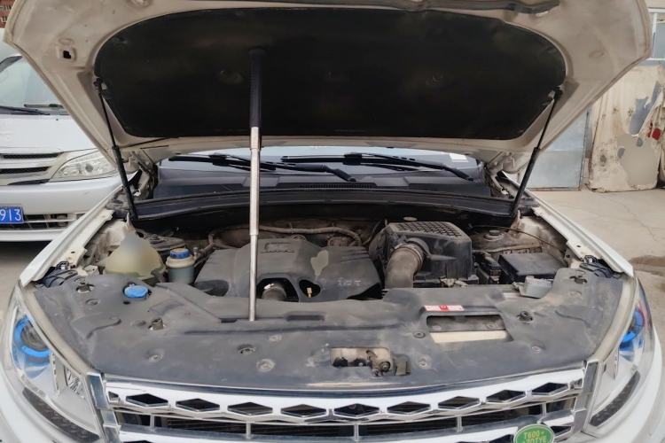 Used Zotye T600 2014 1.5T Manual Luxury Model Engine Bay