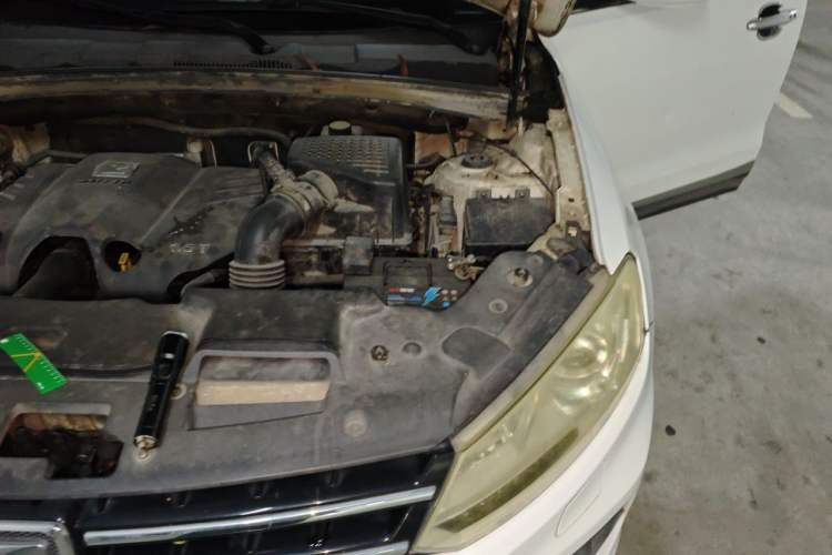 Used Zotye T600 2014 1.5T Manual Flagship Version Engine Bay Left