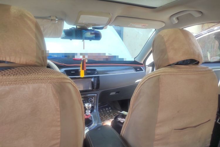 Used Zotye T600 2014 1.5T Manual Flagship Version Headliner