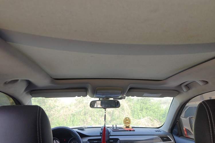 Used Zotye T600 2014 1.5T Manual Flagship Version Headliner