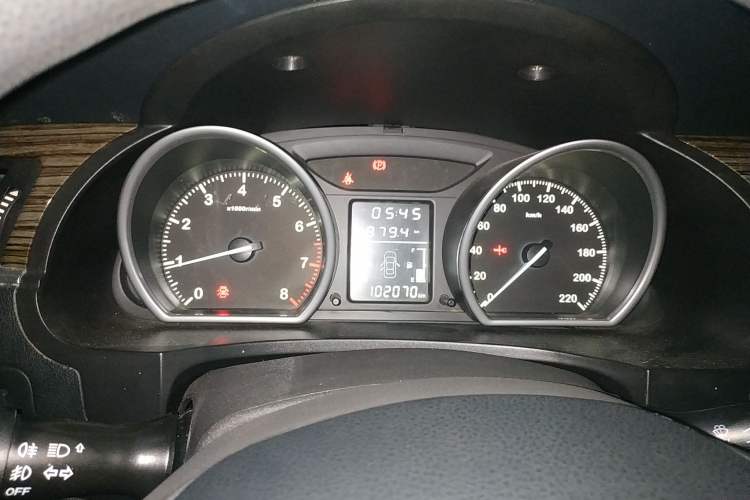 Used Zotye T600 2014 1.5T Manual Luxury Model Instrument Cluster