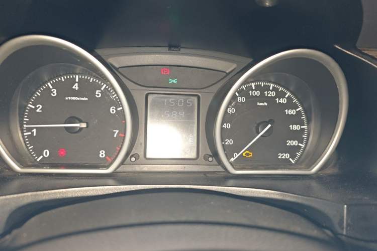 Used Zotye T600 2014 1.5T Manual Luxury Model Instrument Cluster
