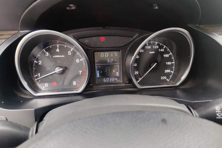 Used Zotye T600 2014 1.5T Manual Luxury Model Instrument Cluster