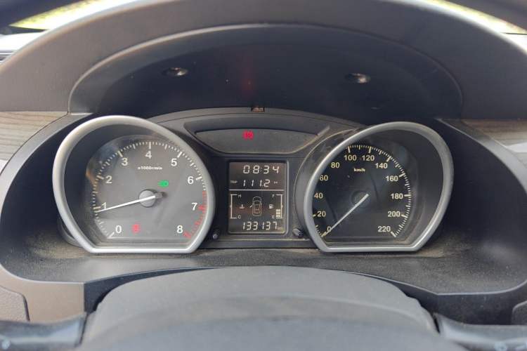Used Zotye T600 2014 1.5T Manual Flagship Version Instrument Cluster