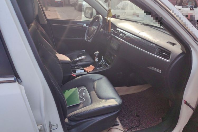 Used Zotye T600 2014 1.5T Manual Luxury Model Left Front Seat
