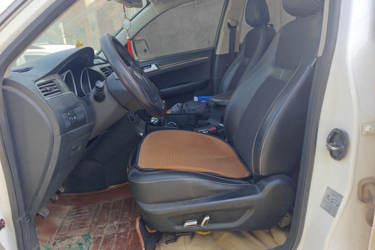 Used Zotye T600 2014 1.5T Manual Flagship Version Left Front Seat