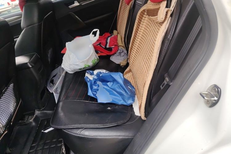 Used Zotye T600 2014 1.5T Manual Luxury Model Left Rear Seat
