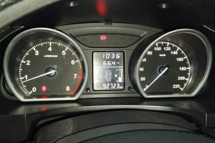 Used Zotye T600 2014 1.5T Manual Luxury Model Odometer Close Up