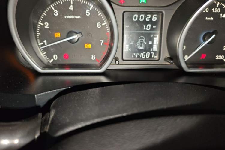 Used Zotye T600 2014 1.5T Manual Flagship Version Odometer Close Up