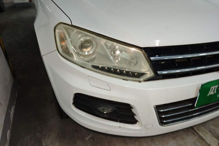 Used Zotye T600 2014 1.5T Manual Flagship Version Right Front Headlight