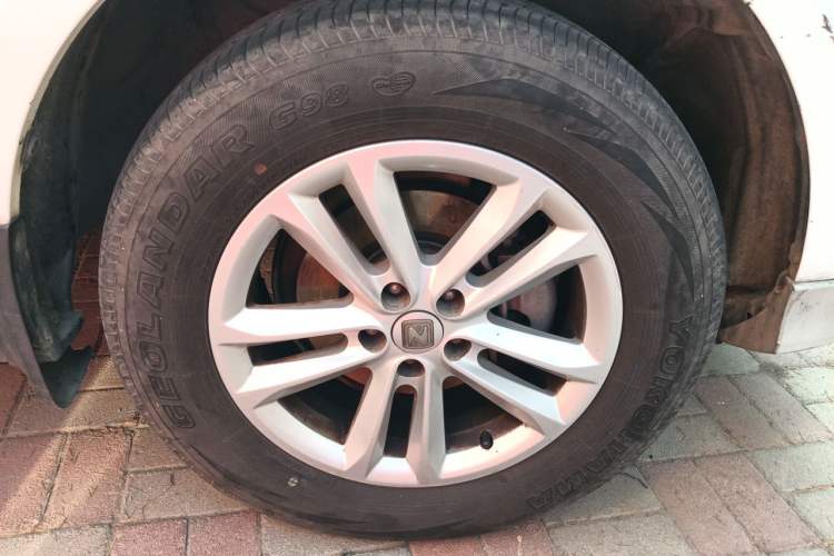 Used Zotye T600 2014 1.5T Manual Elite Edition Right Front Wheel Hub