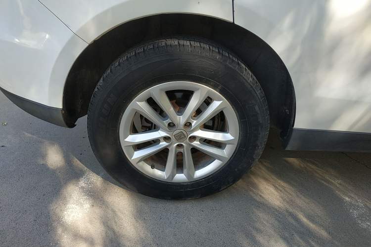 Used Zotye T600 2014 1.5T Manual Elite Edition Right Rear Wheel Hub