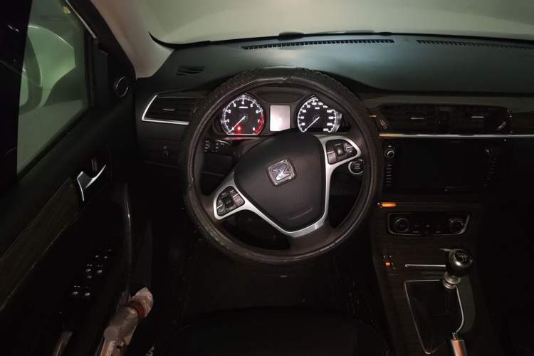 Used Zotye T600 2014 1.5T Manual Luxury Model Steering Wheel