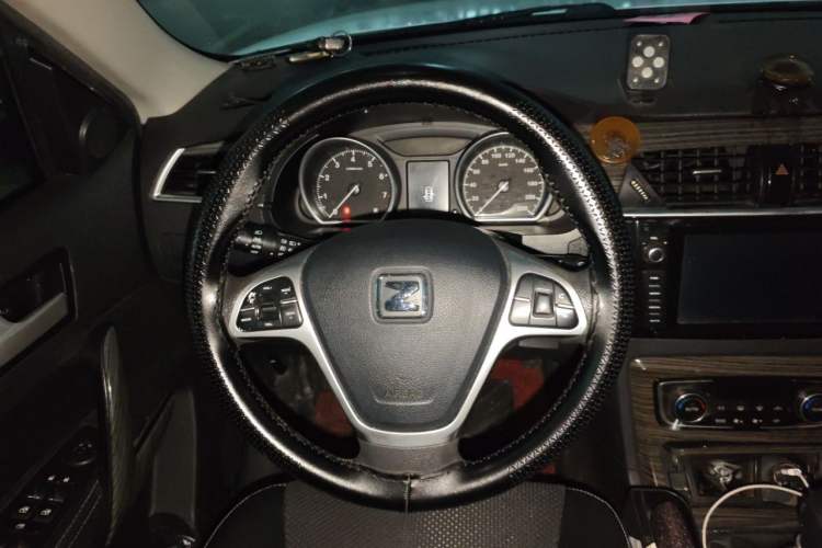 Used Zotye T600 2014 1.5T Manual Flagship Version Steering Wheel
