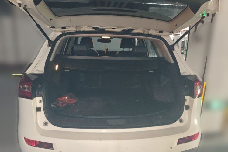 Used Zotye T600 2014 1.5T Manual Luxury Model Trunk