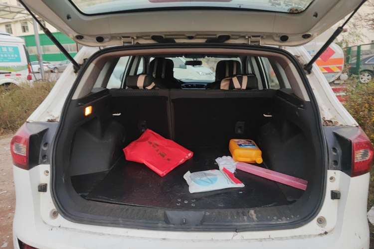 Used Zotye T600 2014 1.5T Manual Elite Edition Trunk