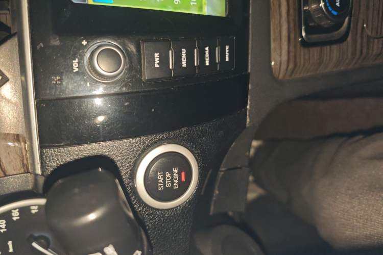 Used Zotye T600 2014 1.5T Manual Luxury Model Vehicle Key