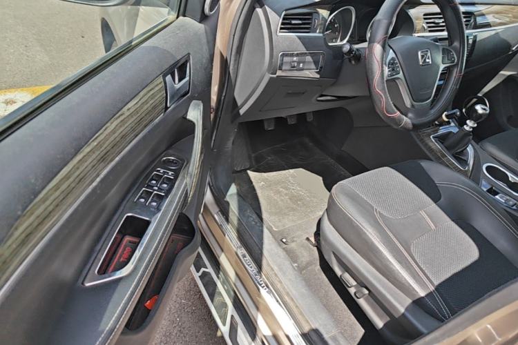 Used Zotye T600 2014 1.5T Manual Elite Edition Driver Seat