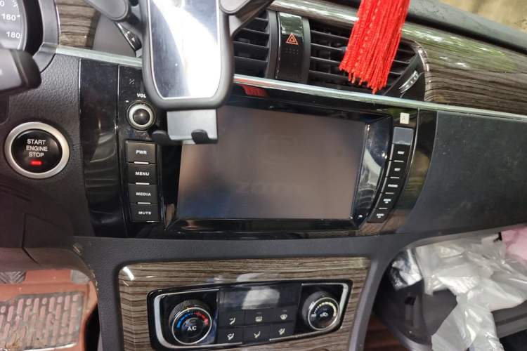 Used Zotye T600 2015 1.5T Manual Luxury Model Audio And AC Panel