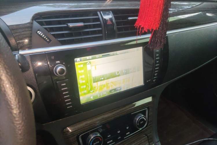 Used Zotye T600 2015 1.5T Manual Luxury Model Audio And AC Panel