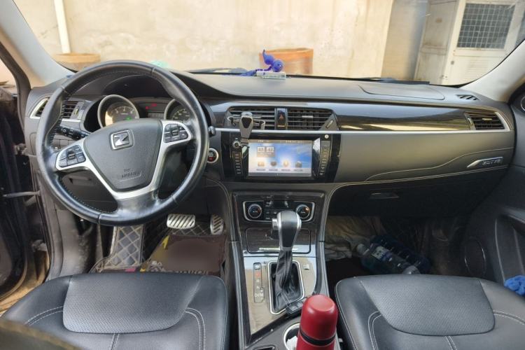 Used Zotye T600 2015 2.0T DCT Prestige Edition Center Console