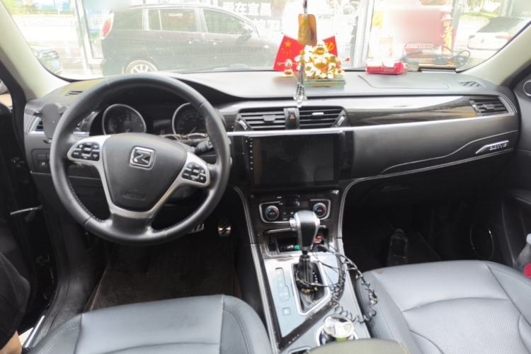 Used Zotye T600 2015 2.0T DCT Prestige Edition Center Console
